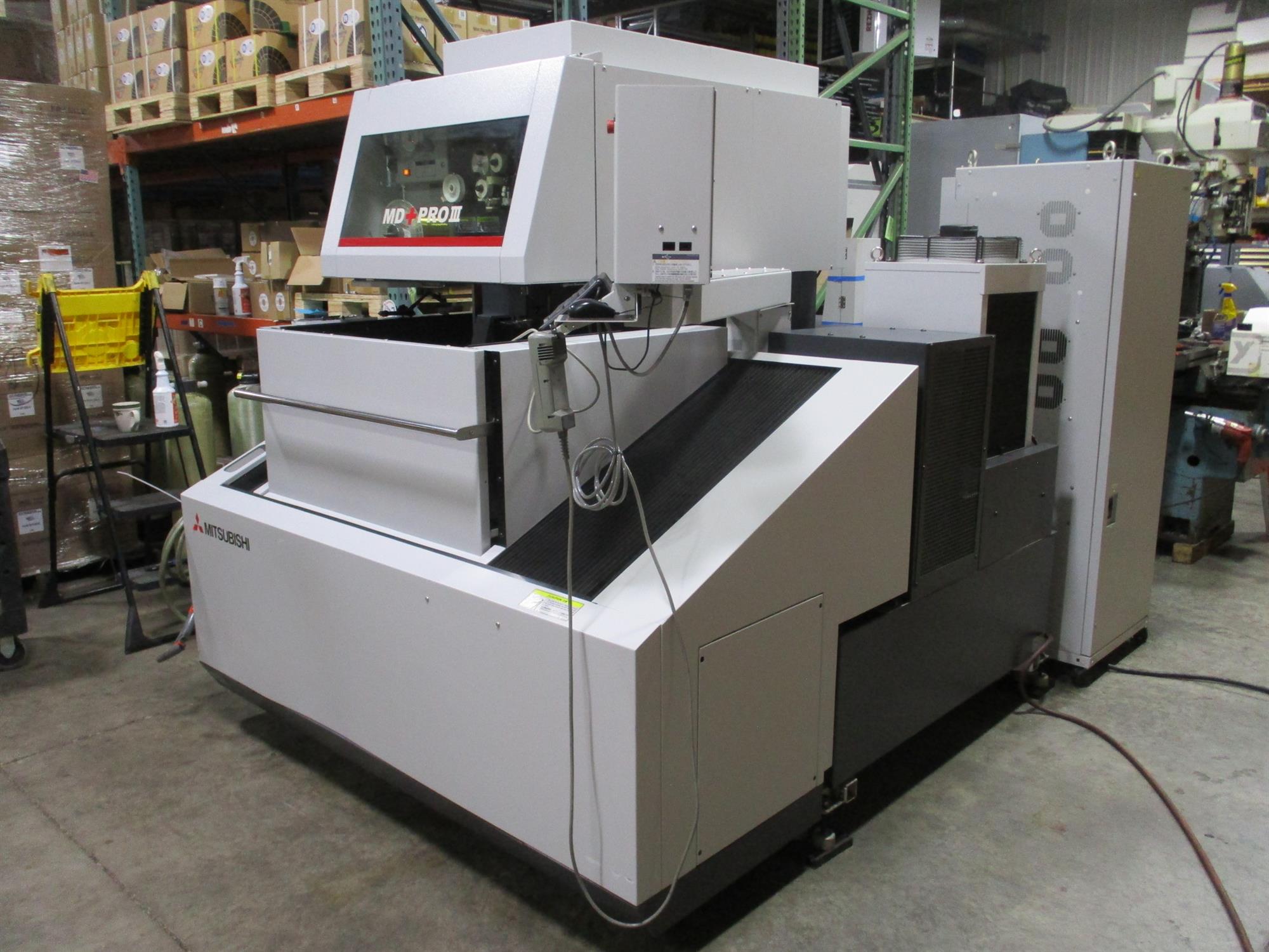 alternate side view of the Mitsubishi MC1200S MED+PRO3 CNC Wire EDM