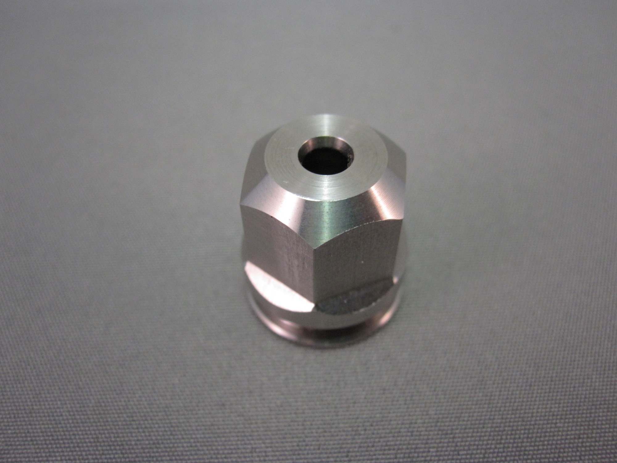 CLAMPING NUT UPPER HEAD