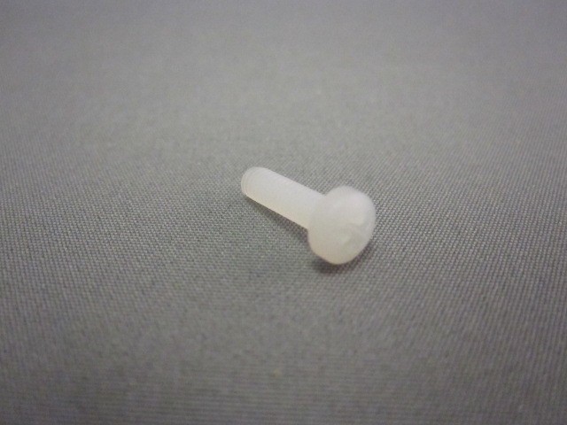 M1031 - M3 X 10 PLASTIC SCREW