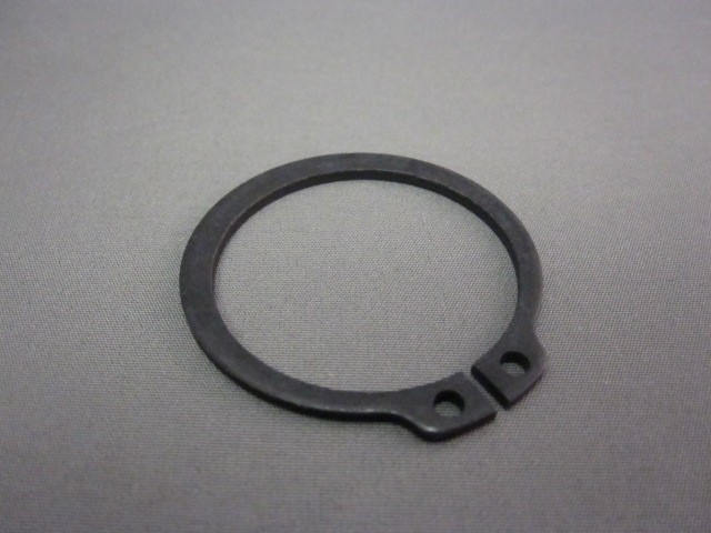M1047 - RETAINING RING C CLIP FOR 15MM SHAFT