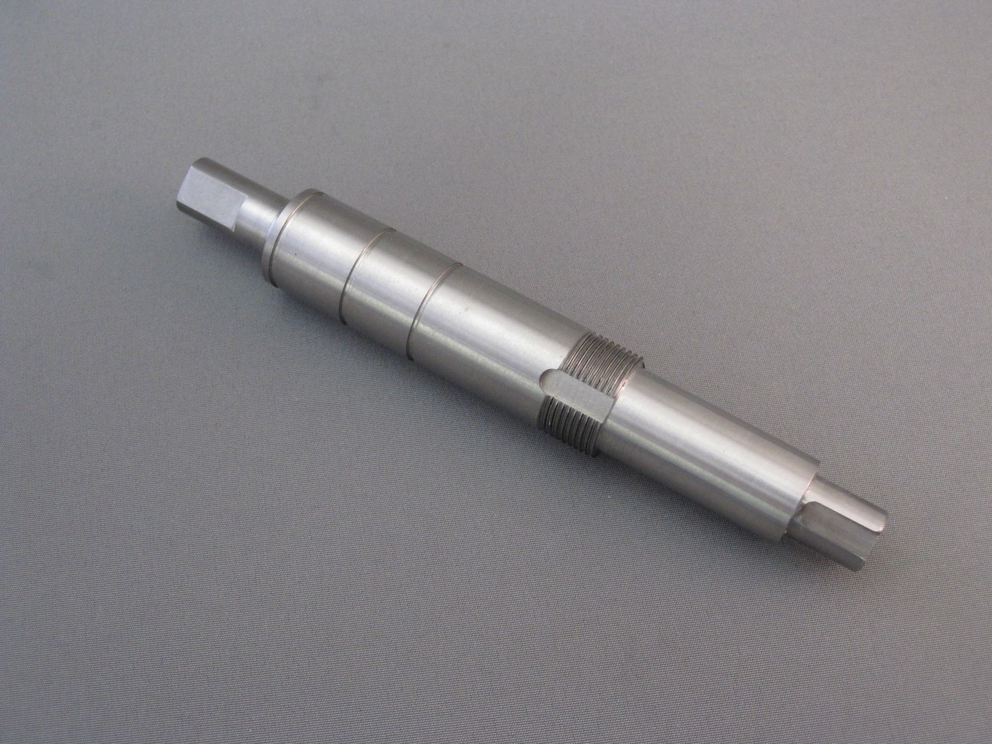 CAPSTAN SHAFT FOR FX