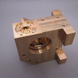 LOWER ROLLER HOUSING