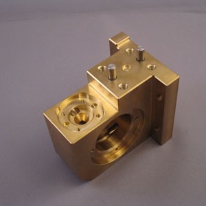 LOWER ROLLER HOUSING