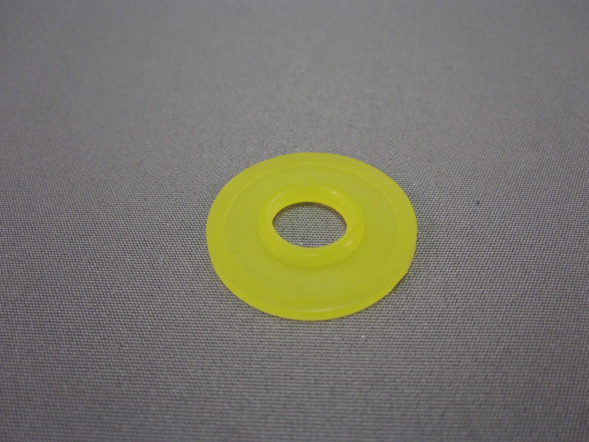 FLUID NOZZLE