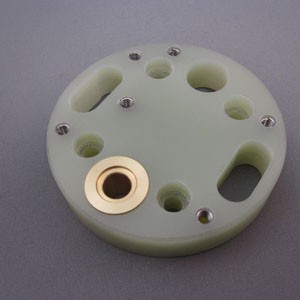 LOWER ISOLATION PLATE