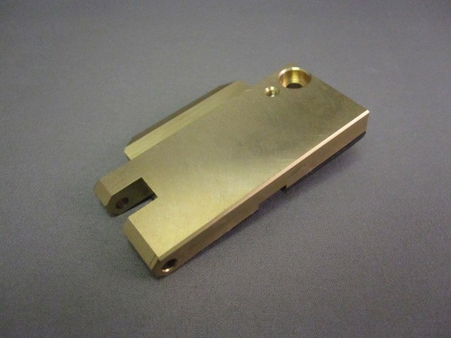 USE S705 POWER FEED DOOR CX