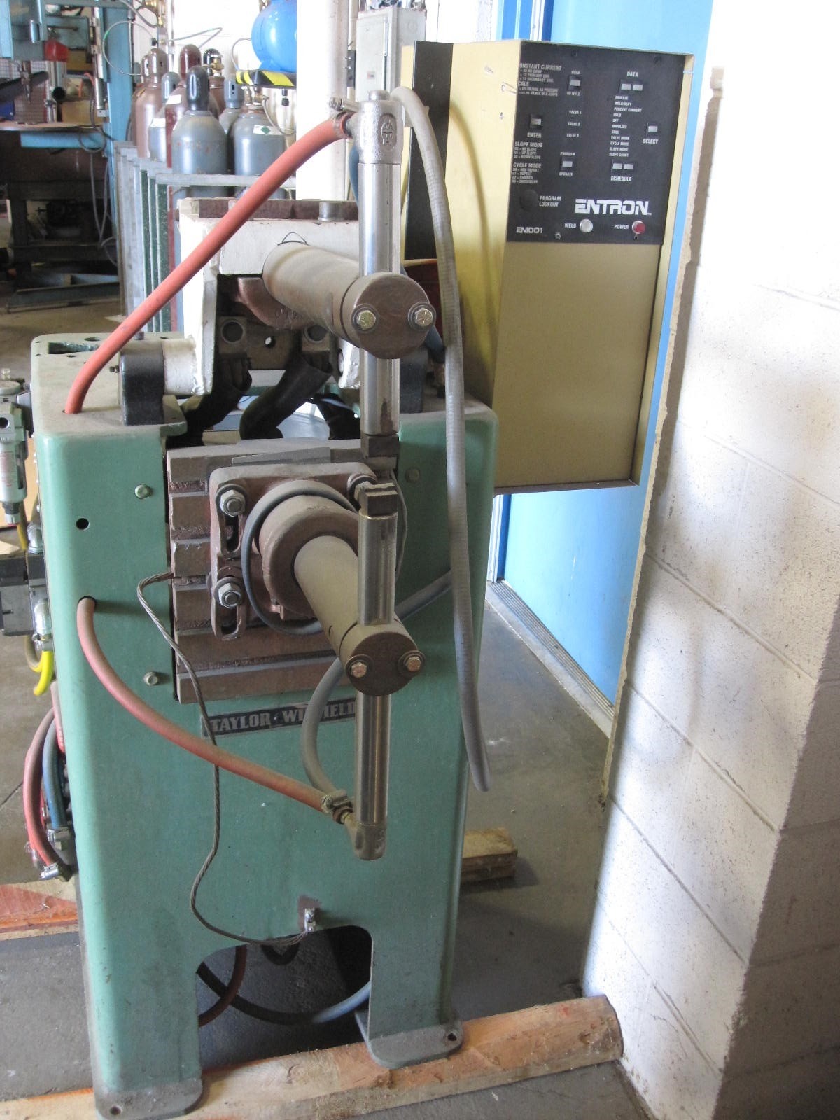 Used Taylor-Winfield Resistance Spot Welder